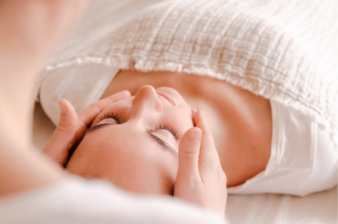 Holistisk Ansigtsbehandling